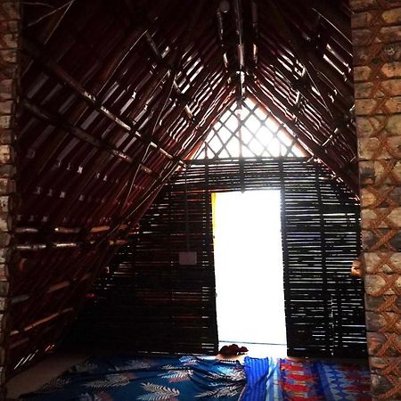 Serenity Bay Home Stay Pondicherry Eksteriør bilde