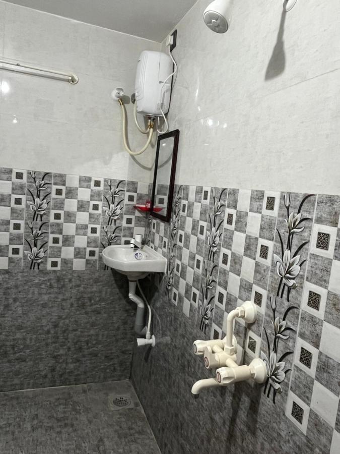 Serenity Bay Home Stay Pondicherry Eksteriør bilde