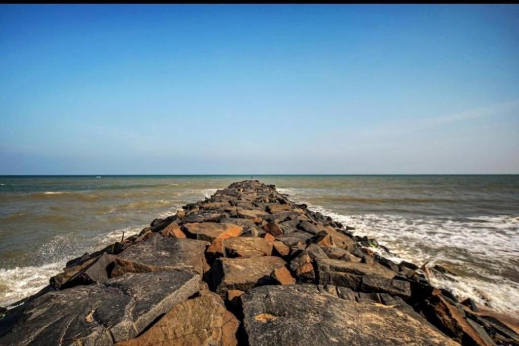 Serenity Bay Home Stay Pondicherry Eksteriør bilde
