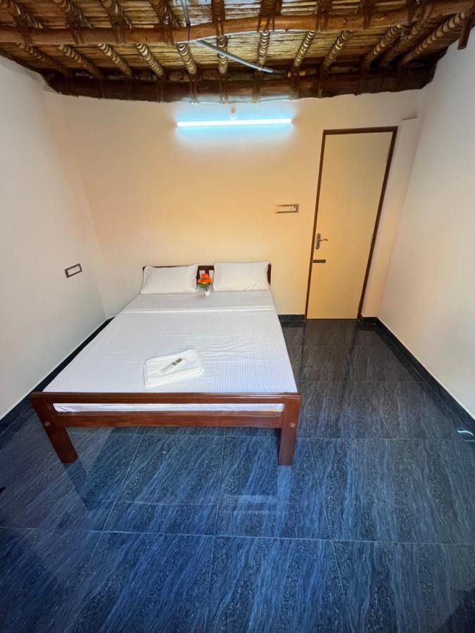 Serenity Bay Home Stay Pondicherry Eksteriør bilde